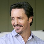 Charles Mesure